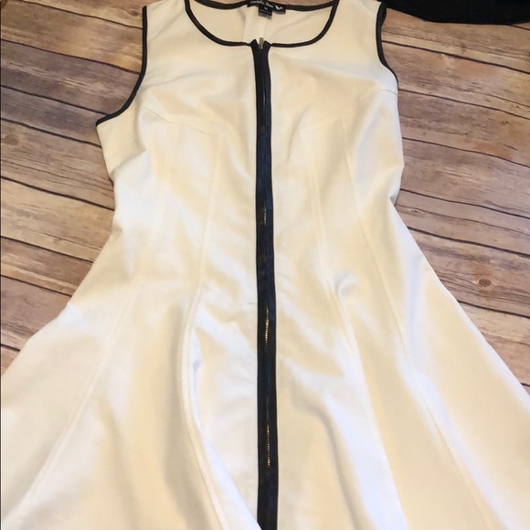 Double Zero Dresses & Skirts - Fit and Flare Contrast Dress